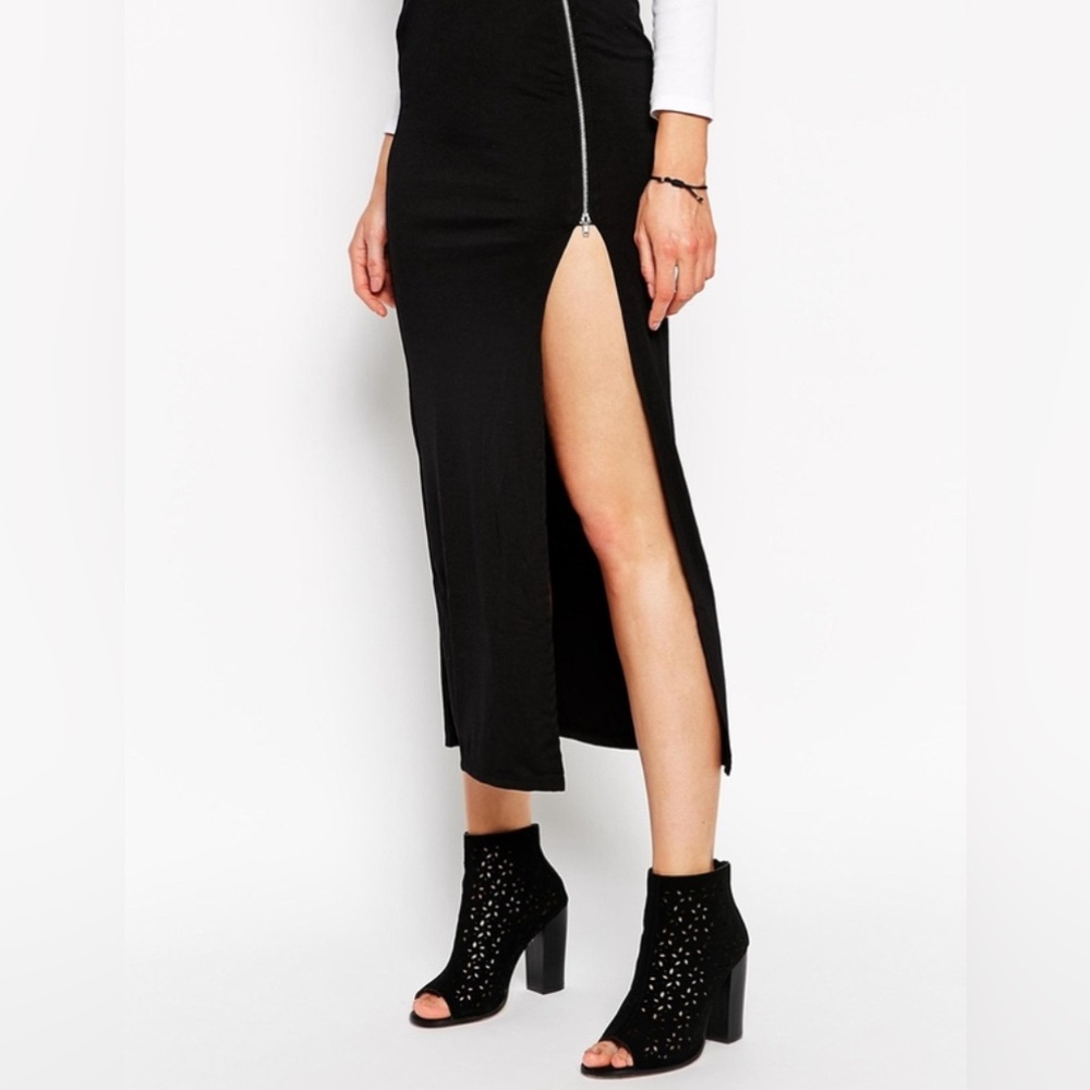 Fashion House Asymmetric Zip Maxi Skirt